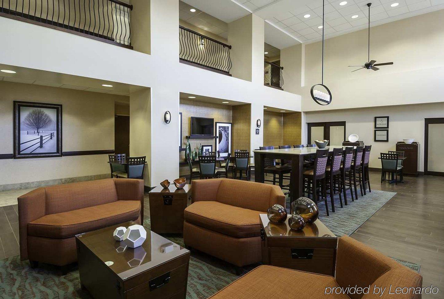 Hampton Inn & Suites Rogers Exterior photo